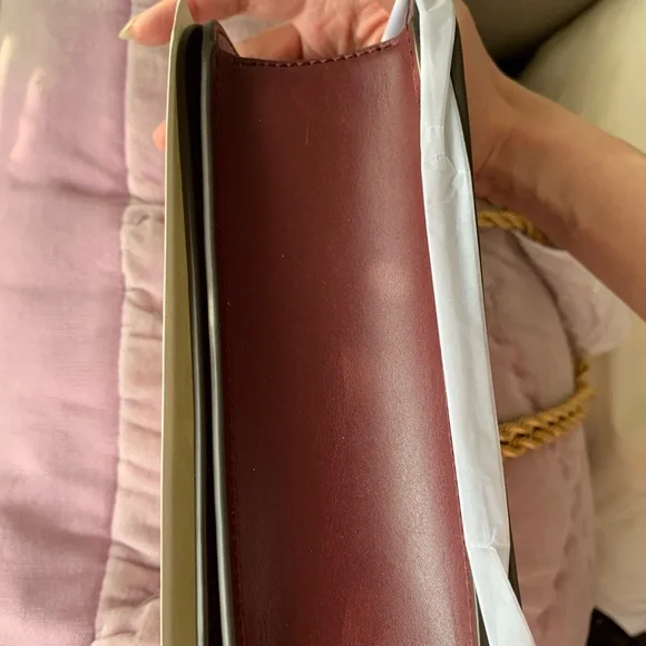 NWT Tory Burch Eleanor bag in Claret - Picture 5 of 5